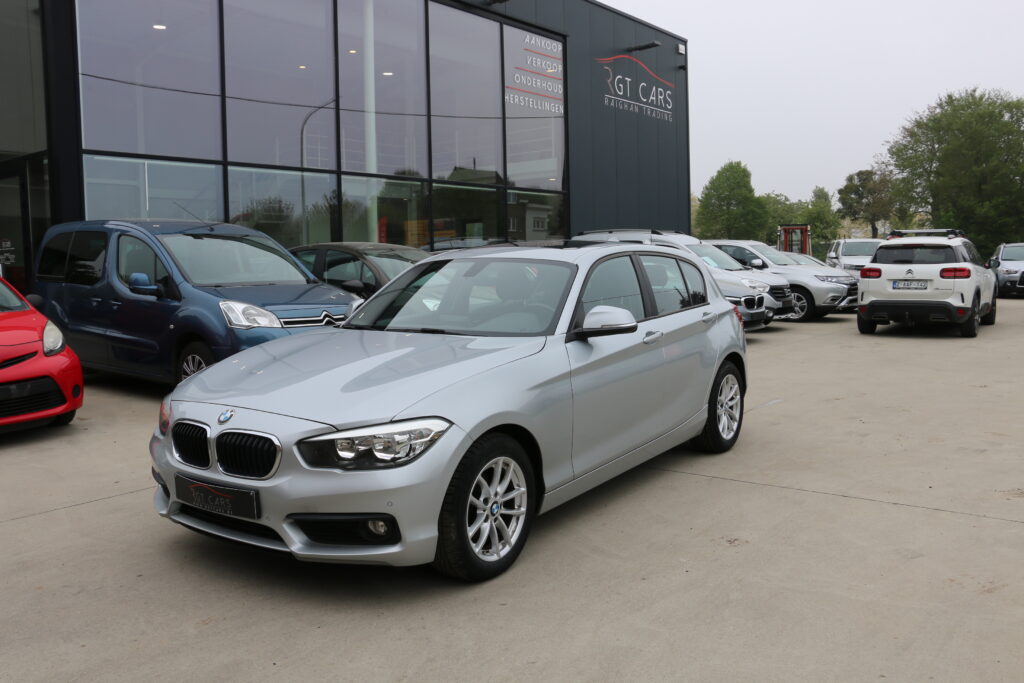 BMW 116 i Edition Lifestyle + 1 jaar garantie traxio