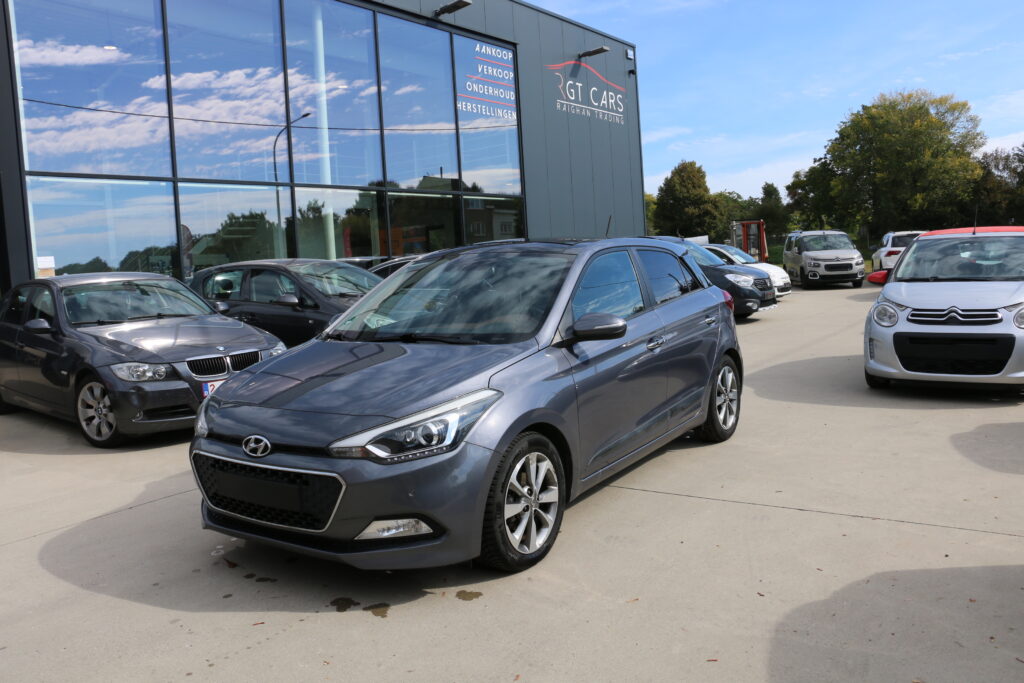 Hyundai i20 i20 1.4i Intro Edition +1 jaar garantie traxio